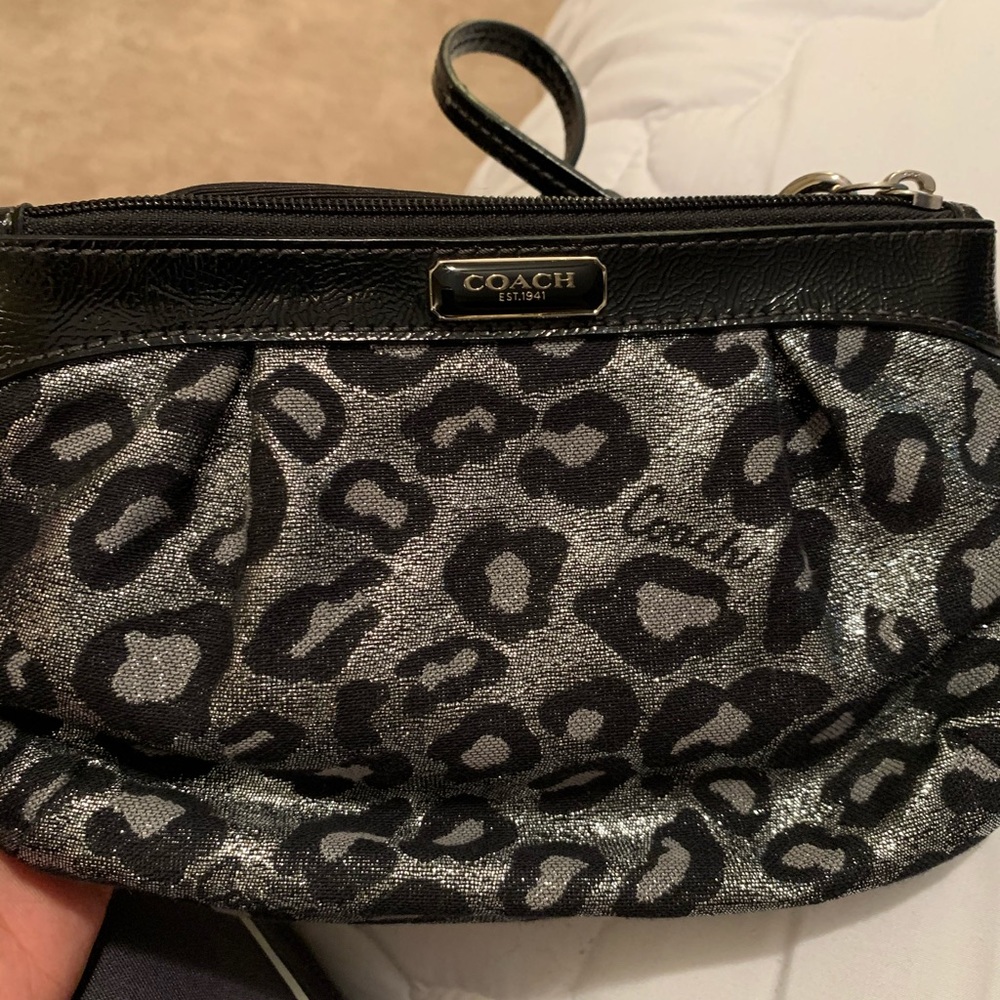 Beautiful coach wristlet!!